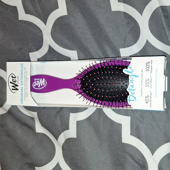 Wet brush detangler - Picture 1 of 2